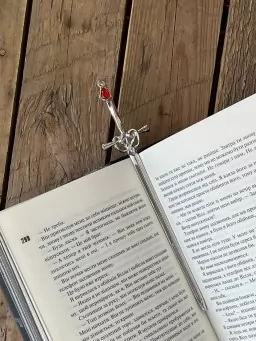Закладка "Серебряный меч"